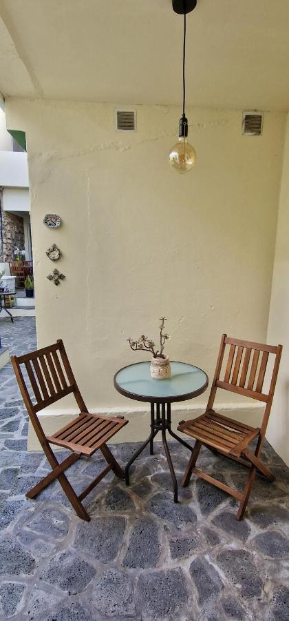 A-Tipica Guesthouse Πόντα Ντελγκάντα Εξωτερικό φωτογραφία